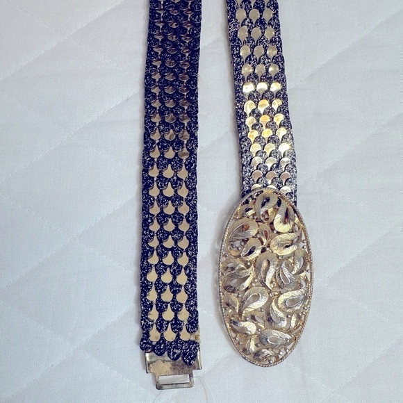 Womens Belt Black And Gold Shiny Flashy Adjustable Buckle Length 32”, Width 1” main image 4